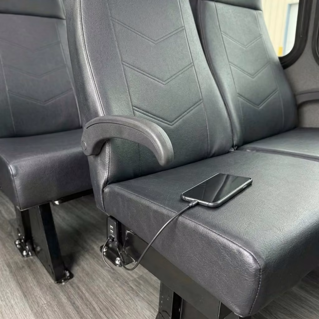 winter springs 15 passenger minibus usb charging