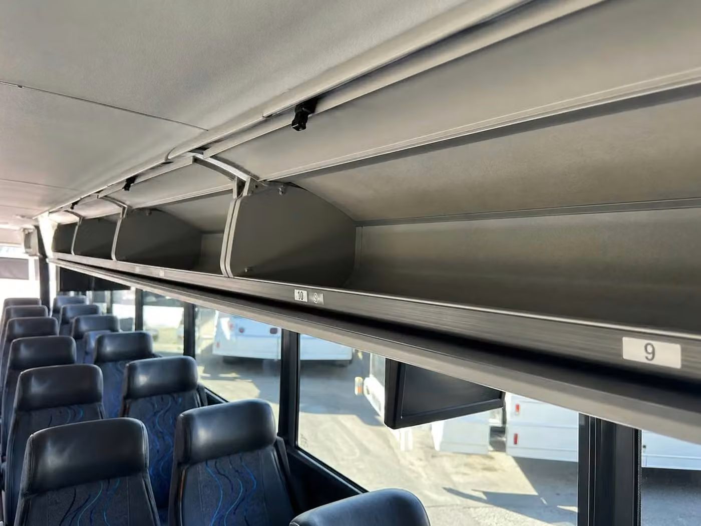 winter springs 18 passenger minibus overhead storage