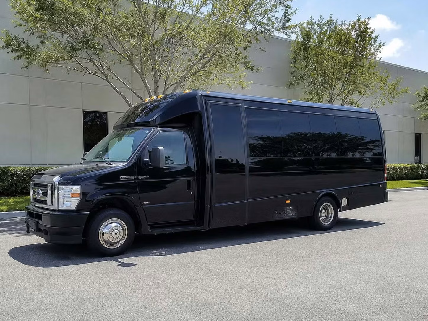 winter springs 18 passenger minibus rental