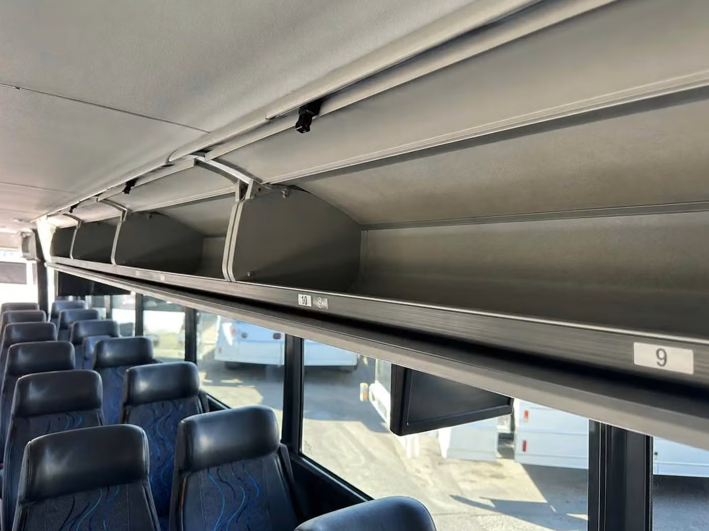 winter springs 28 passenger minibus overhead storage
