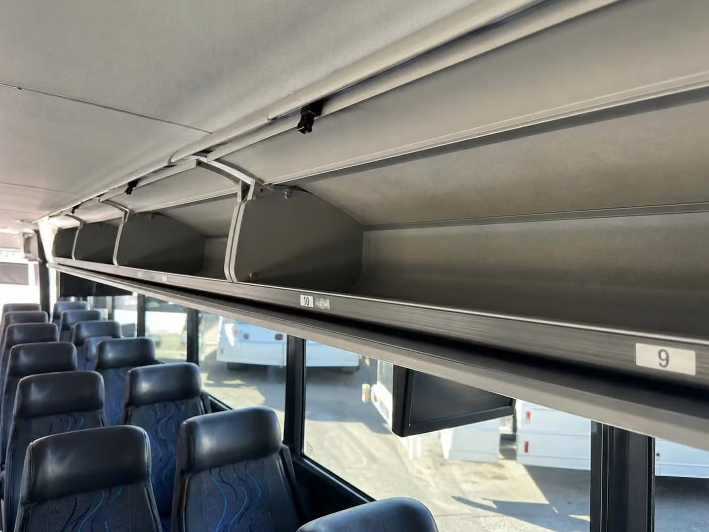 winter springs 35 passenger minibus overhead storage