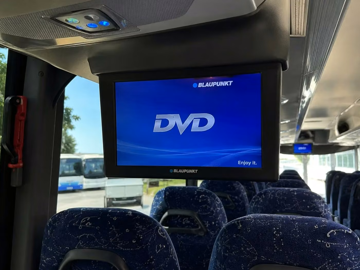 winter springs charter bus tv monitors